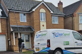 clearspout-gutter-cleaning-lincolnshire-1