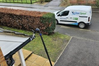 clearspout-gutter-cleaning-lincolnshire-2